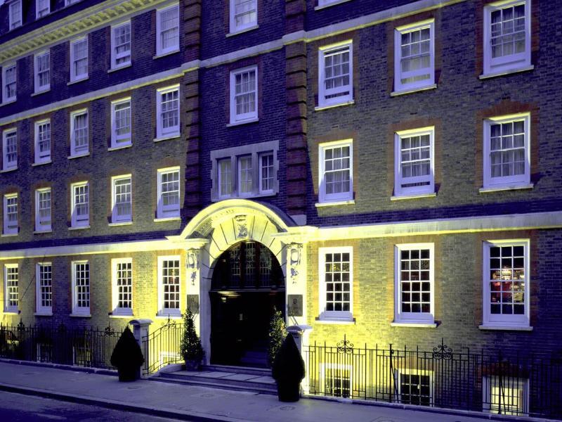 Gem Fitzrovia Hotel London Exterior photo